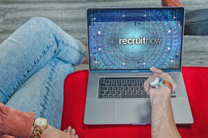 RecruitNow lanceert AI-assistent voor volledig geautomatiseerd schrijven van vacatures