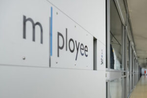 Bullhorn neemt MPloyee over voor haar midoffice