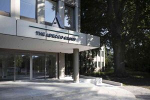 Adecco Group kiest DataChecker voor wereldwijde onboarding-technologie